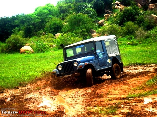 Of Jeep's, Gypsy, Landy and a L&T Komatsu - OTR/Recee (Off Kanakpura) - 11Jul2010-x11.jpg