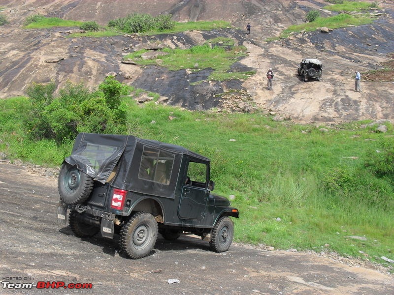 Of Jeep's, Gypsy, Landy and a L&T Komatsu - OTR/Recee (Off Kanakpura) - 11Jul2010-019.jpg