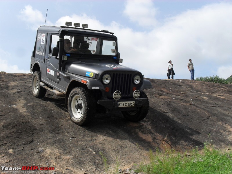 Of Jeep's, Gypsy, Landy and a L&T Komatsu - OTR/Recee (Off Kanakpura) - 11Jul2010-021.jpg