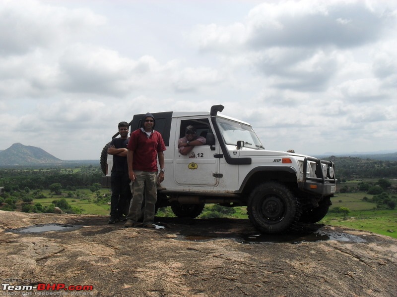 Of Jeep's, Gypsy, Landy and a L&T Komatsu - OTR/Recee (Off Kanakpura) - 11Jul2010-033.jpg