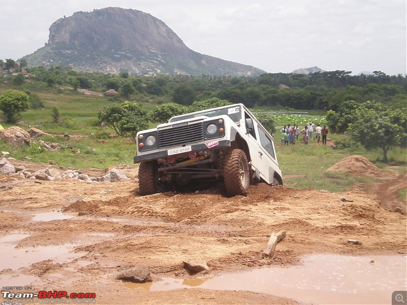 Of Jeep's, Gypsy, Landy and a L&T Komatsu - OTR/Recee (Off Kanakpura) - 11Jul2010-landy-failed.jpg