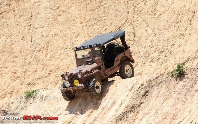 Jeep thrills in kerala-c.jpg