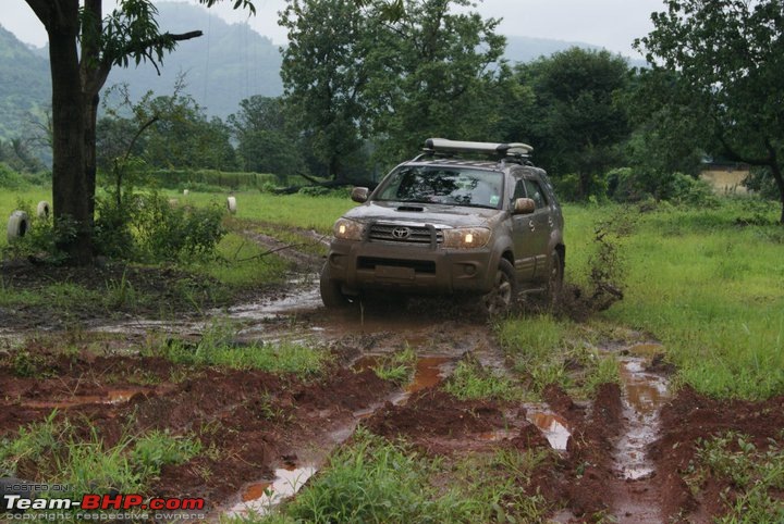 Toyota Fortuner Boot Camp-223172_10150252933518650_120821348649_7605575_3736617_n.jpg