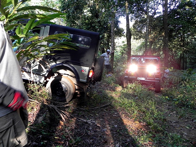 Mahindra Thar Gets a Deserving 1st B'Day, Offroading in Wayanad!!-dscn5802.jpg