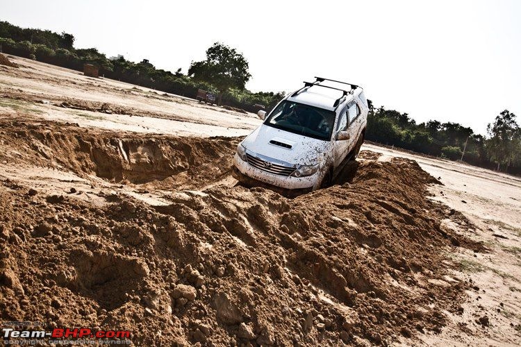 2012 Toyota Bootcamp : How to convert barren land into a 4WD Track!-561758_10151101961353650_644911727_n.jpg