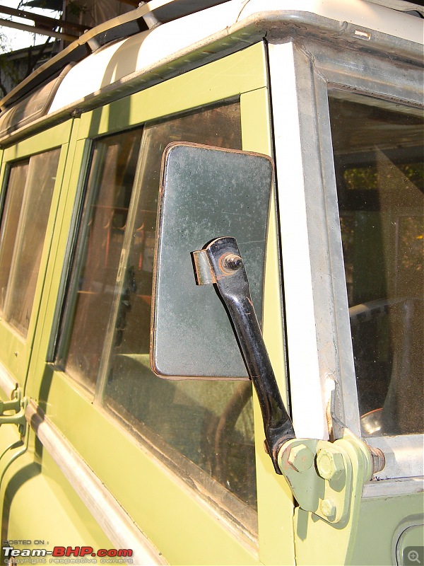 LHS mirror on Gypsy - Why so complicated?-dscn4006.jpg