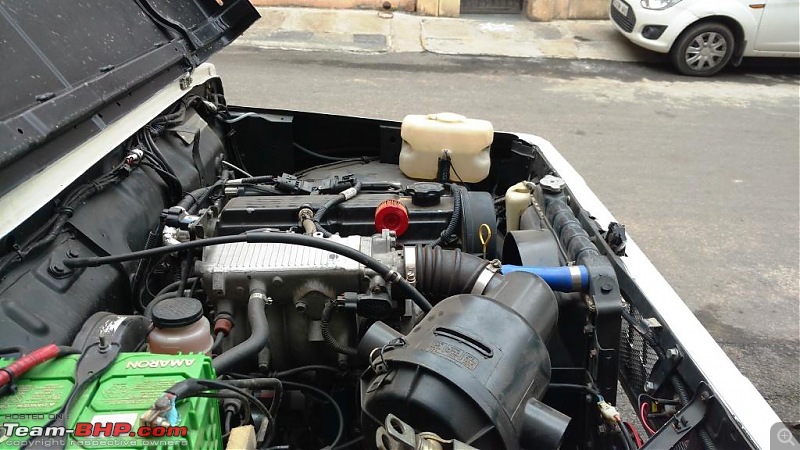 Maruti Gypsy Pictures-engine-bay1.jpg