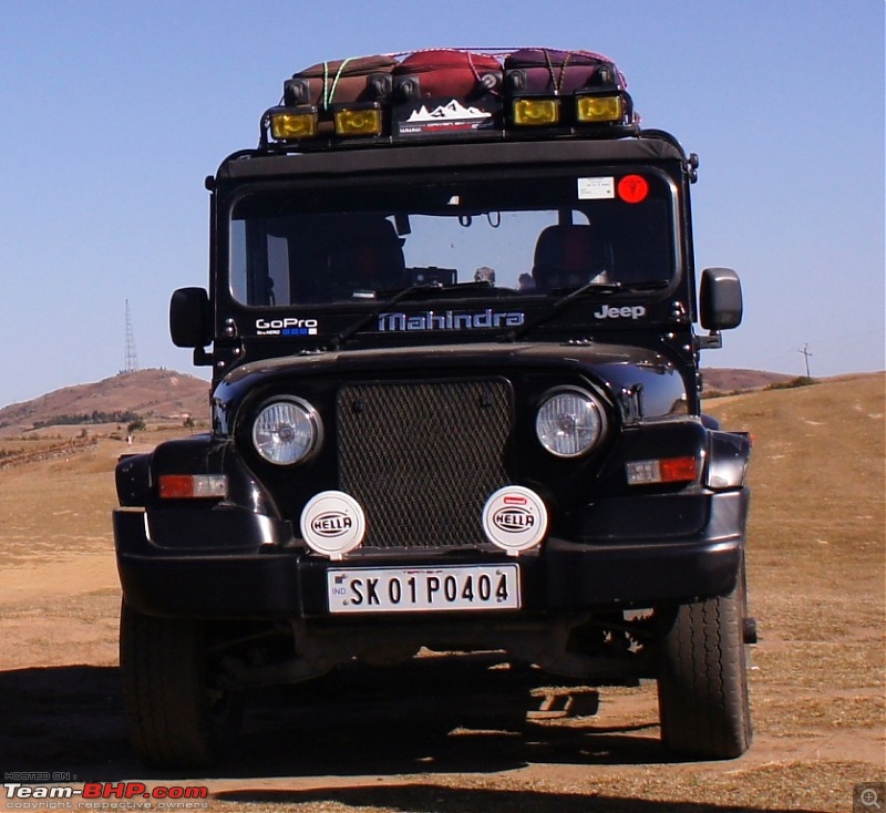 Fourknotfour - My Black Mahindra Thar CRDe (refreshed edition)-front-luggage.jpg