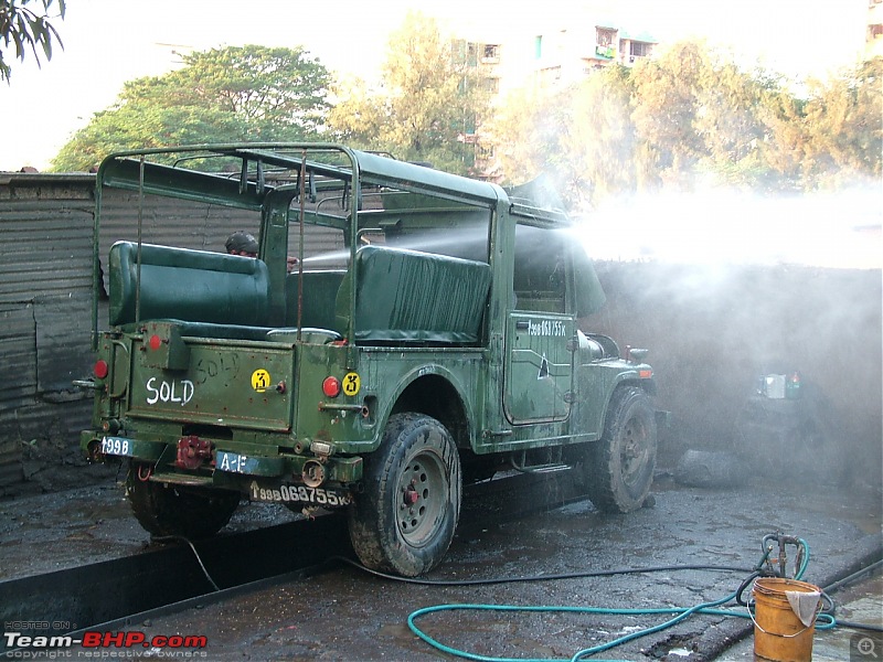 ex army MM550 in Bombay-2009_1118thearrival0016.jpg