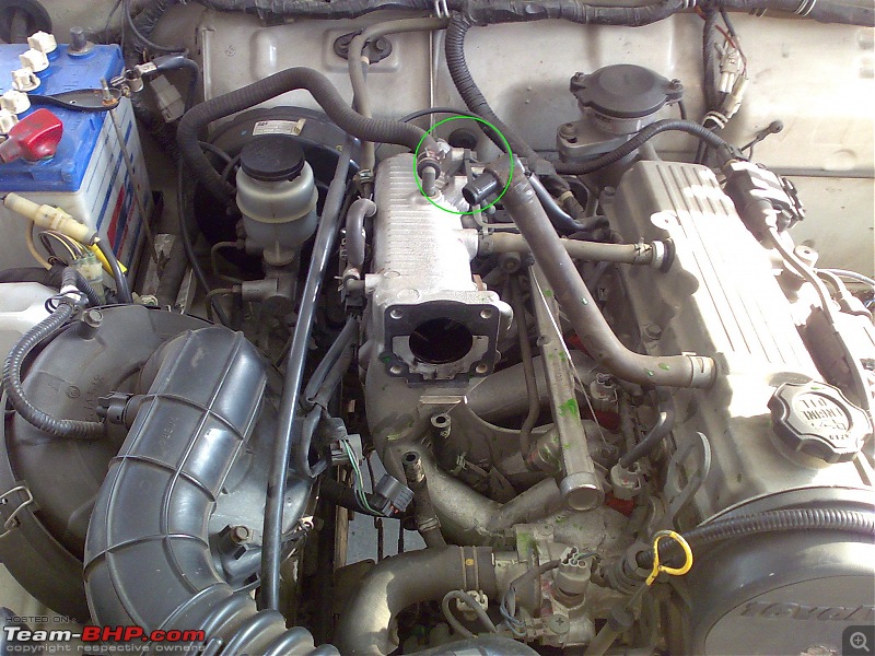 Harjeev's 2006 Suzuki Gypsy MG413-engine-bay-throttle-issue-19122009-145443.jpg