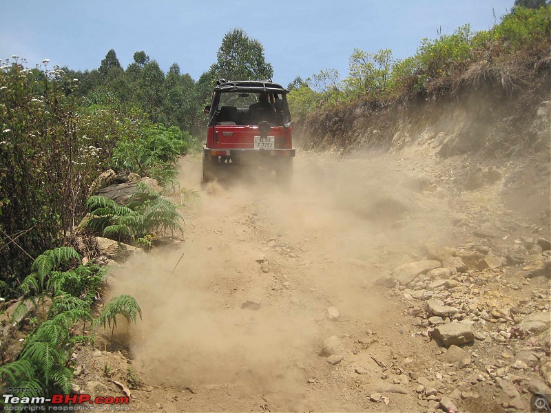 Maruti Gypsy Pictures-munnar-feb-march-2010-150.jpg