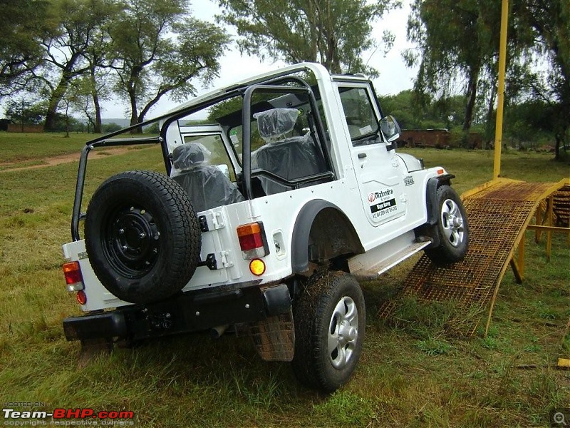 Mahindra Thar revealed at Autoexpo 2010-jeep20thar20003.jpg