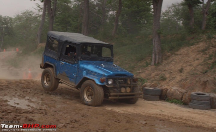 My Toyota Landcruiser BJ40-60629ijciansperformnedexceptionllywellinmudrally2010inlhrp1011555.jpg