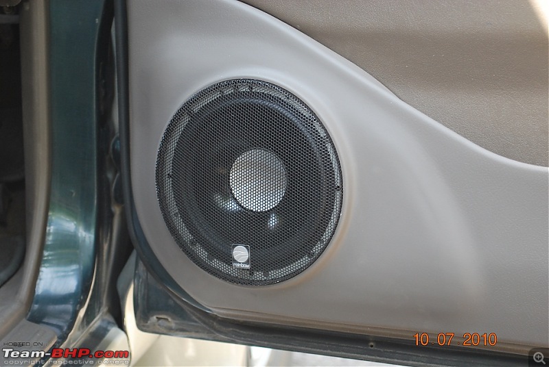 Mitsubishi Pajero 2.8-pajero-audio-001.jpg