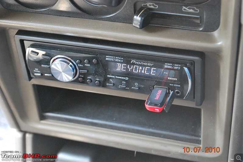 Mitsubishi Pajero 2.8-pajero-audio-008.jpg