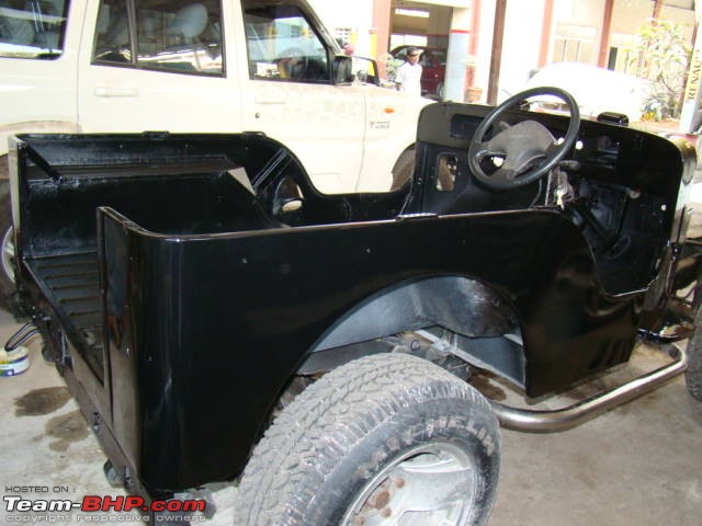 Mahindra Classic 2.5L : In Tight New Clothes!-9-4.jpg