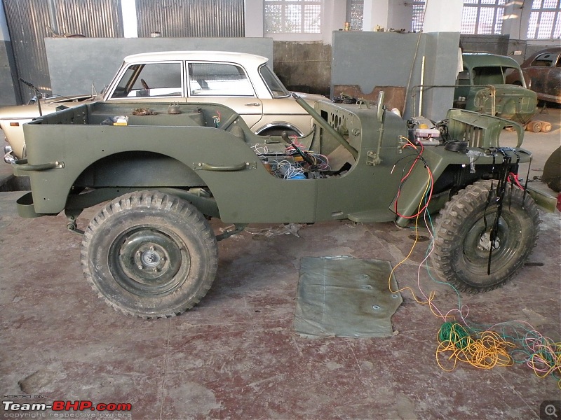 Russian Uaz-469, Ford and a Willy's-partys-sangeet-057.jpg