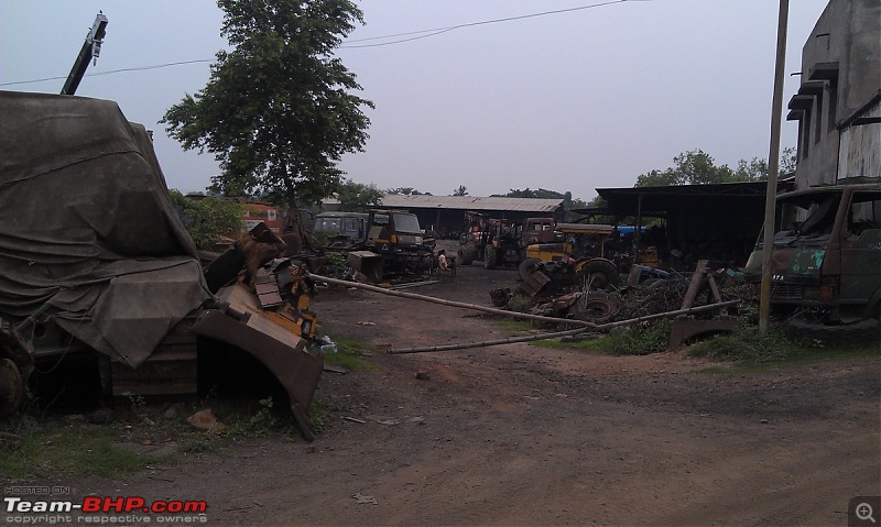 Panagarh - The scrap vehicles graveyard of Kolkata-imag0252.jpg