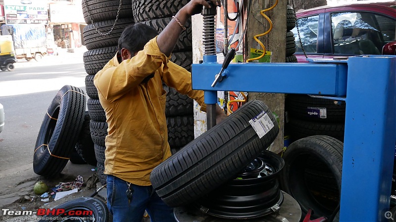 Tyres, rims, alignment & balancing - Sree Balaji Tyres (J C Road, Bangalore)-p1020582.jpg