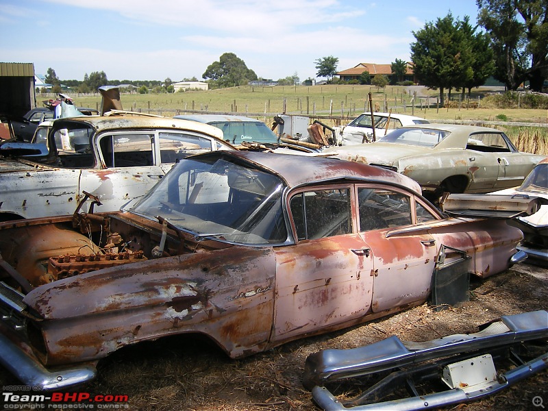 Pics of Vintage Cars rusting - Across the world-mums-benz-814.jpg