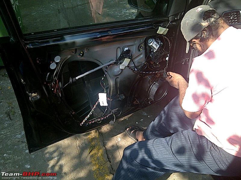 ICEing my VW Polo 1.6-oe-speaker-removal.jpg