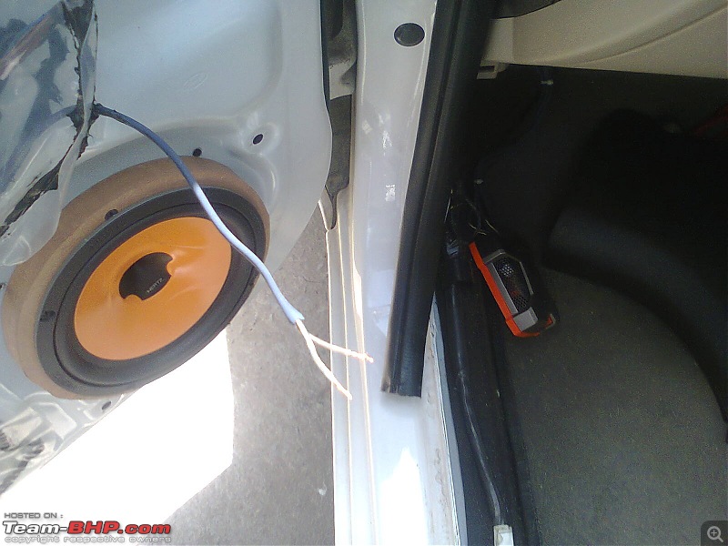 White Hyundai i20 gets major ICE upgrade-photo0019.jpg