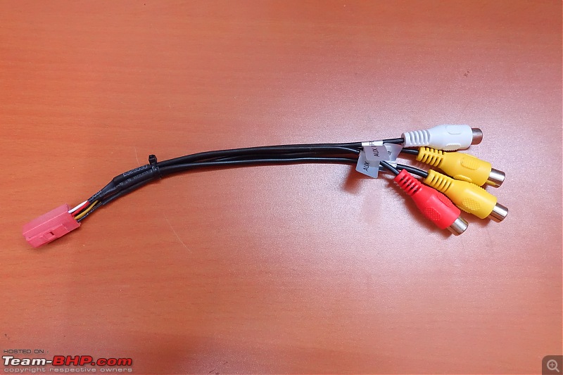 Android Head-Unit in my VW Polo GT TSI-video-cable.jpg