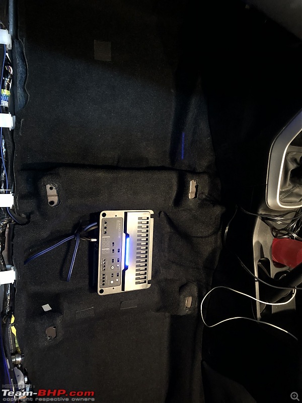 DIY: Audio install & ICE upgrade in my S-Cross-amp_installed.jpg