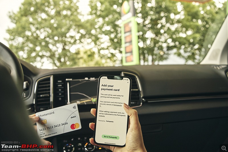 Skoda owners can now make fuel payments via the car's infotainment system-skodafuelpayment.jpg