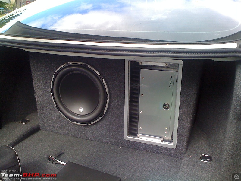 BMW 635d - Sound deadening ( Dyna-matting ) and new sub-woofer and amp.-photo.jpg