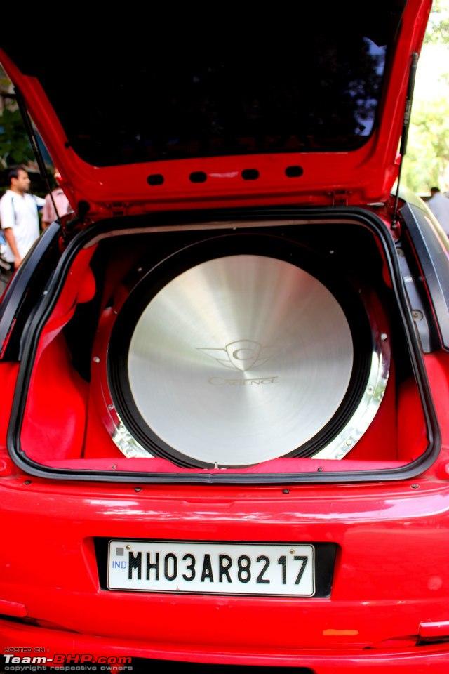World's biggest subwoofer 34" 10,000 watts! In an Indian Fiat Punto