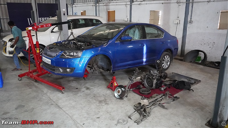Car repairs & maintenance : Vertron Motor Co, Chennai-6.jpg