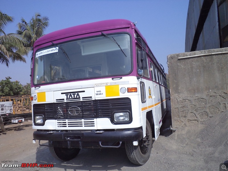Intercity Buses operated by various private travels and STUs-dsc01956.jpg