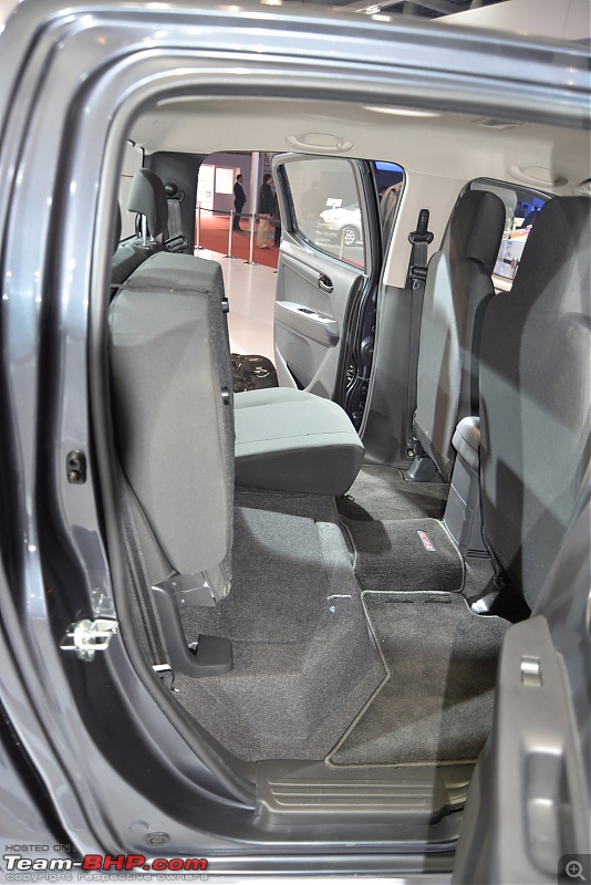Isuzu @ Auto Expo 2016 (including the D-Max V-Cross)-4-7.jpg