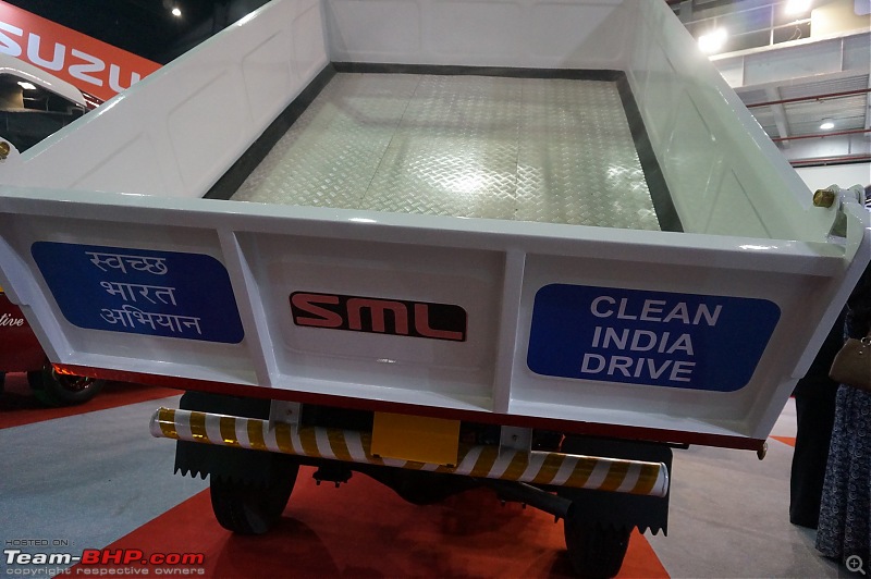 SML Isuzu @ Auto Expo 2016-63.jpg