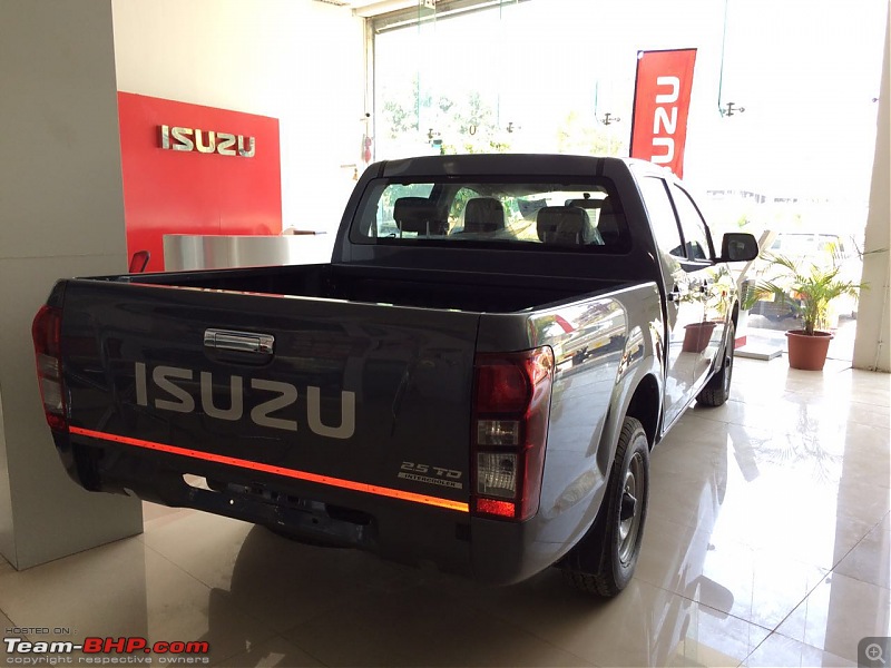 Isuzu @ Auto Expo 2016 (including the D-Max V-Cross)-img20160416wa0040.jpg