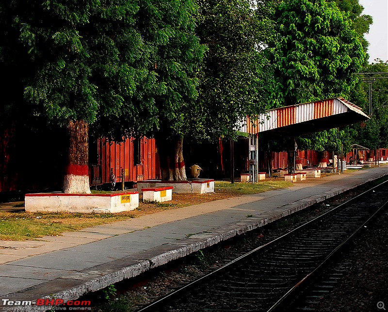 Railway Pics-small-station.jpg