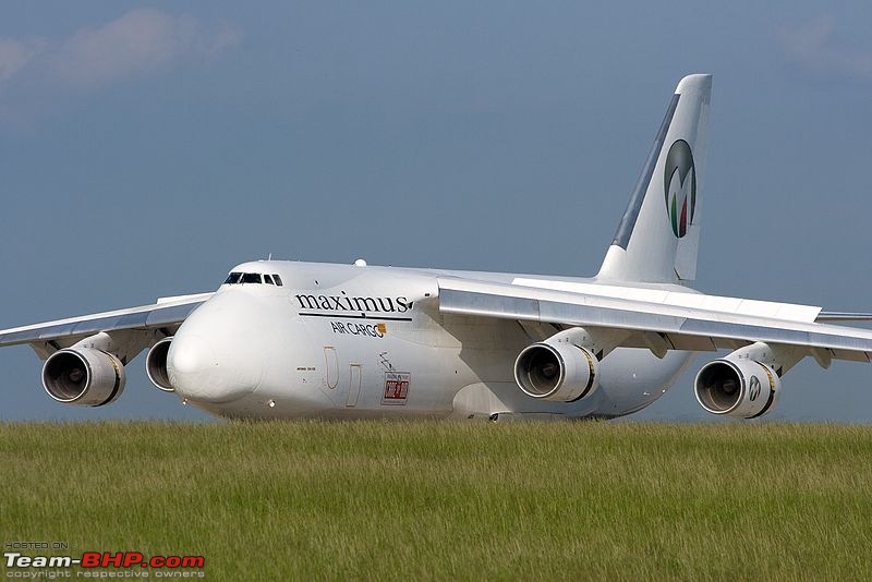 The friendly & funny Airbus Beluga XL-maximus_air_cargo_antonov_an124100_vanzura.jpg