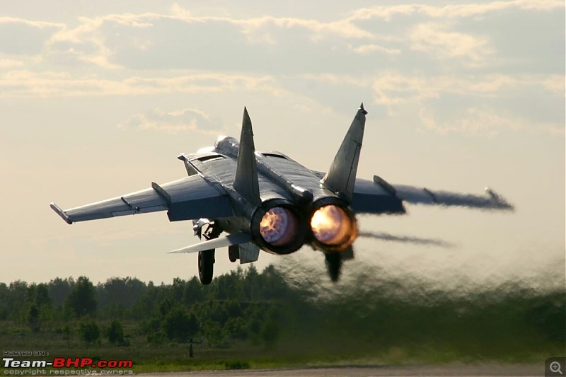 Indian Aviation: MiG-25 Foxbat in the Indian Air Force-easternaviationmig25.jpg