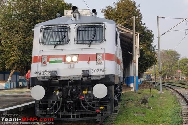 New WAP-7HS electric locomotive getting ready. Completed 180 kmph speed tests!-wap7hslocomotive660.jpg