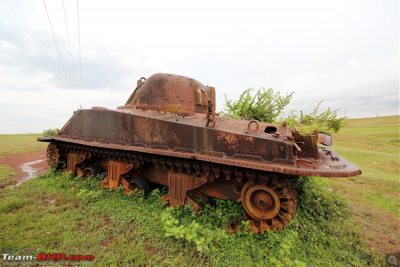 Abandoned war / military equipment in India-img_6153.jpg