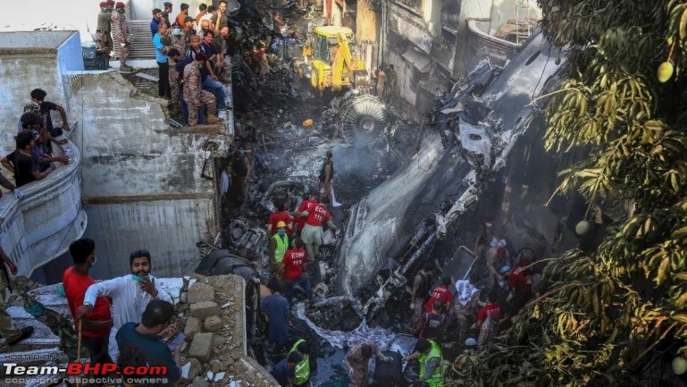 Pakistan International Airlines Airbus A320 crashes near Karachi; 97 dead-untitled.jpg
