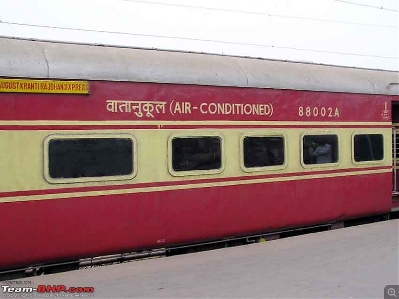 Mumbai Rajdhani Express | Experiencing the King of Western Railway in the Tejas Avatar-rajdhani90scoach.jpg