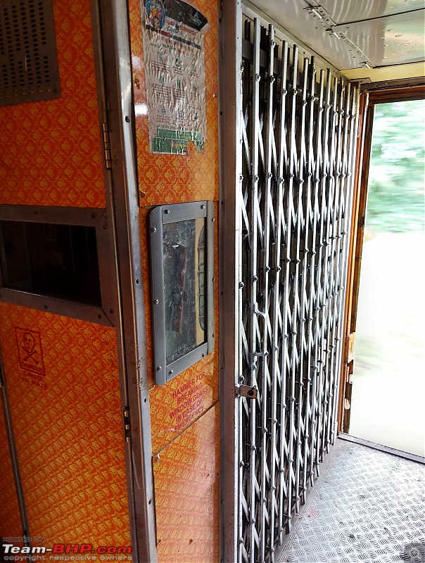 Utkrisht Coaches of Indian Railways | My travel experiences in 2 Trains-utkrishtcoach_doorway.jpg