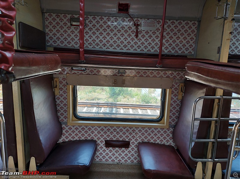 Utkrisht Coaches of Indian Railways | My travel experiences in 2 Trains-22159_2a_sideberths.jpg