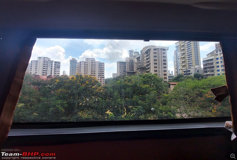 Review: Mumbai to Bengaluru by Karnataka SRTC Ambaari Dream Class | A long time dream comes true-ambaari_uppersinglebertherview.jpg