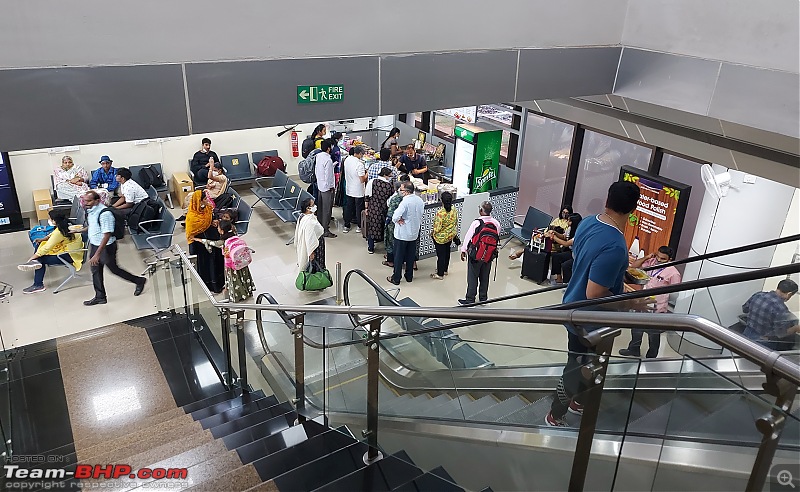 Airport Experiences | Small airport (Tiruchirappalli) vs Larger one (Hyderabad)-trz_gateareacafe.jpg