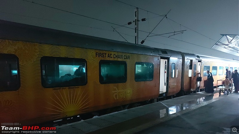 Madurai-Chennai Tejas Express | The Jet of Southern Railway-tejas_fagendplatform.jpg