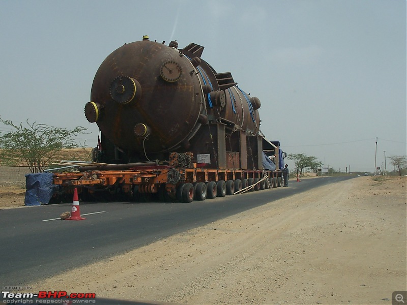 106 Tyred Volvo Trailer & other Over-Size Cargo movers-100_1691.jpg