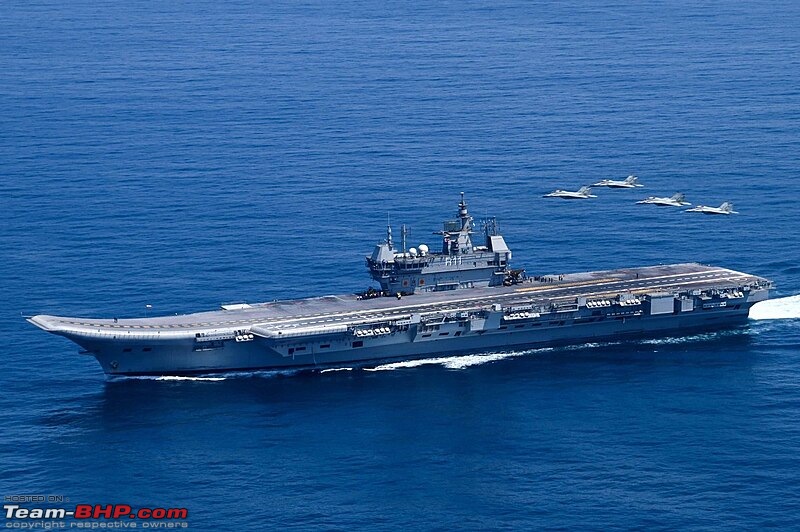 Indian Naval Aviation - Air Arm & its Carriers-ins_vikrant_r11_underway_in_the_arabian_sea_with_4_mig29k_fighter_jet_performing_flypast.jpg